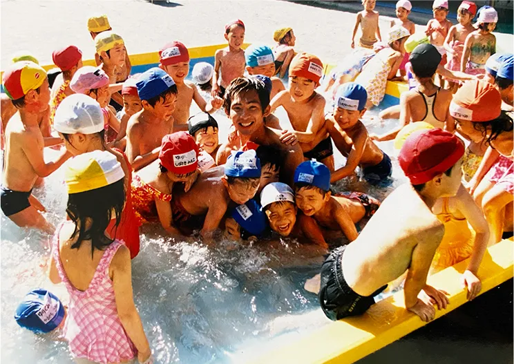 幼稚園教諭時代は子ども達に大人気